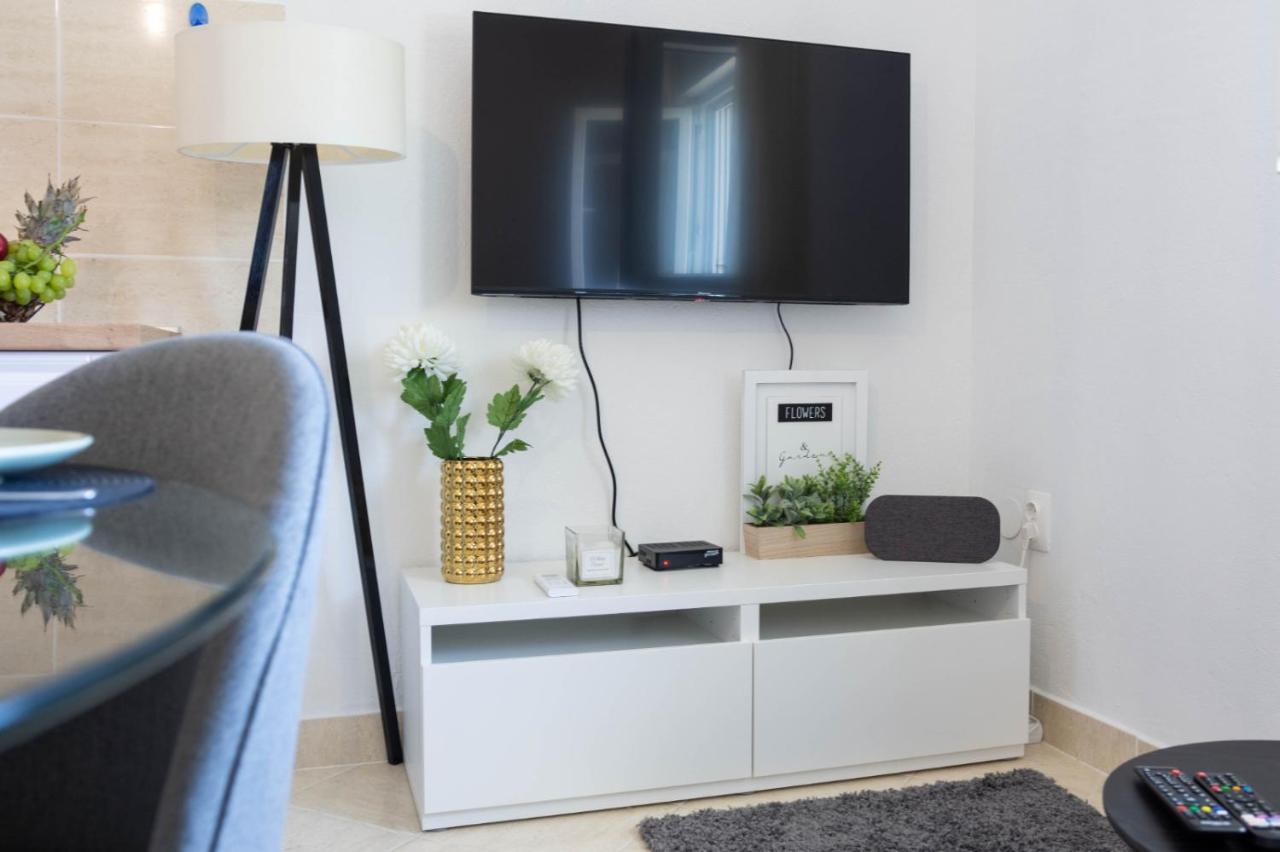 Apartman Bili Solin Buitenkant foto